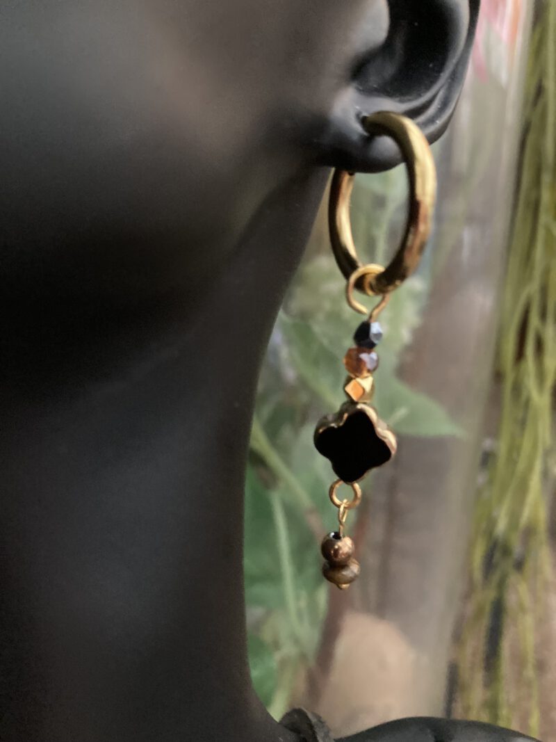Dark 'n' dusty earrings